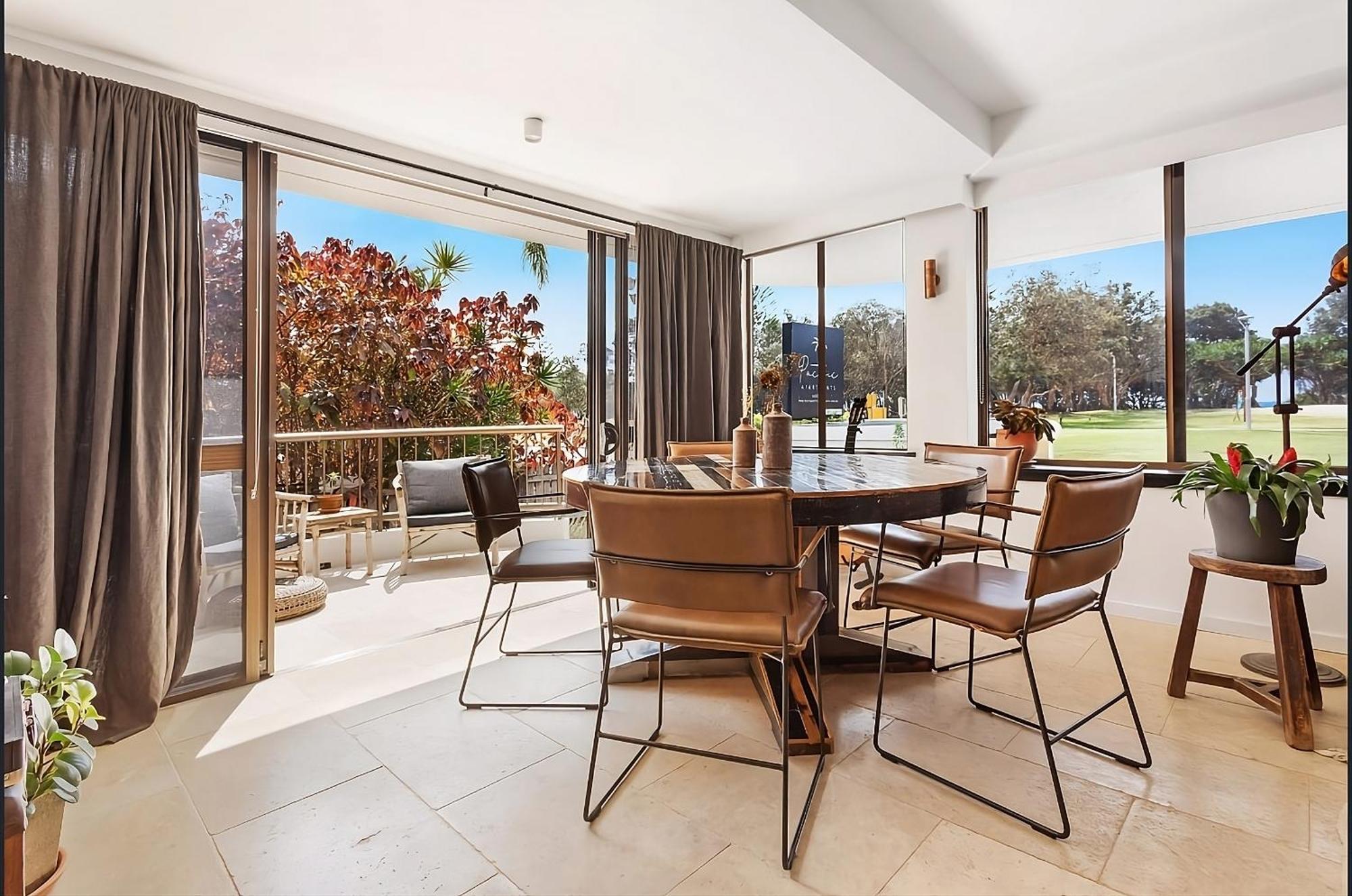 Byron Pacific Apartments - On Clarkes Beach Byron Bay Dış mekan fotoğraf